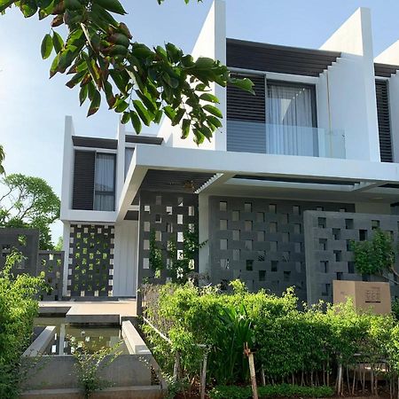 Okinawa Villas And Beach Club - Oceanami Resort Long Hai Esterno foto