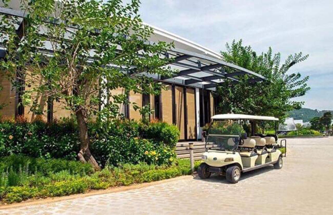 Okinawa Villas And Beach Club - Oceanami Resort Long Hai Esterno foto