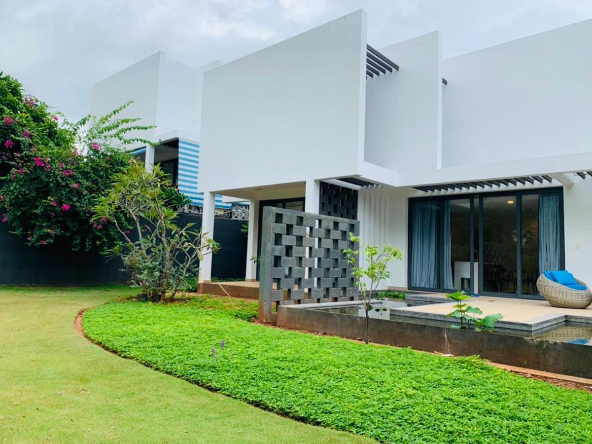 Okinawa Villas And Beach Club - Oceanami Resort Long Hai Esterno foto