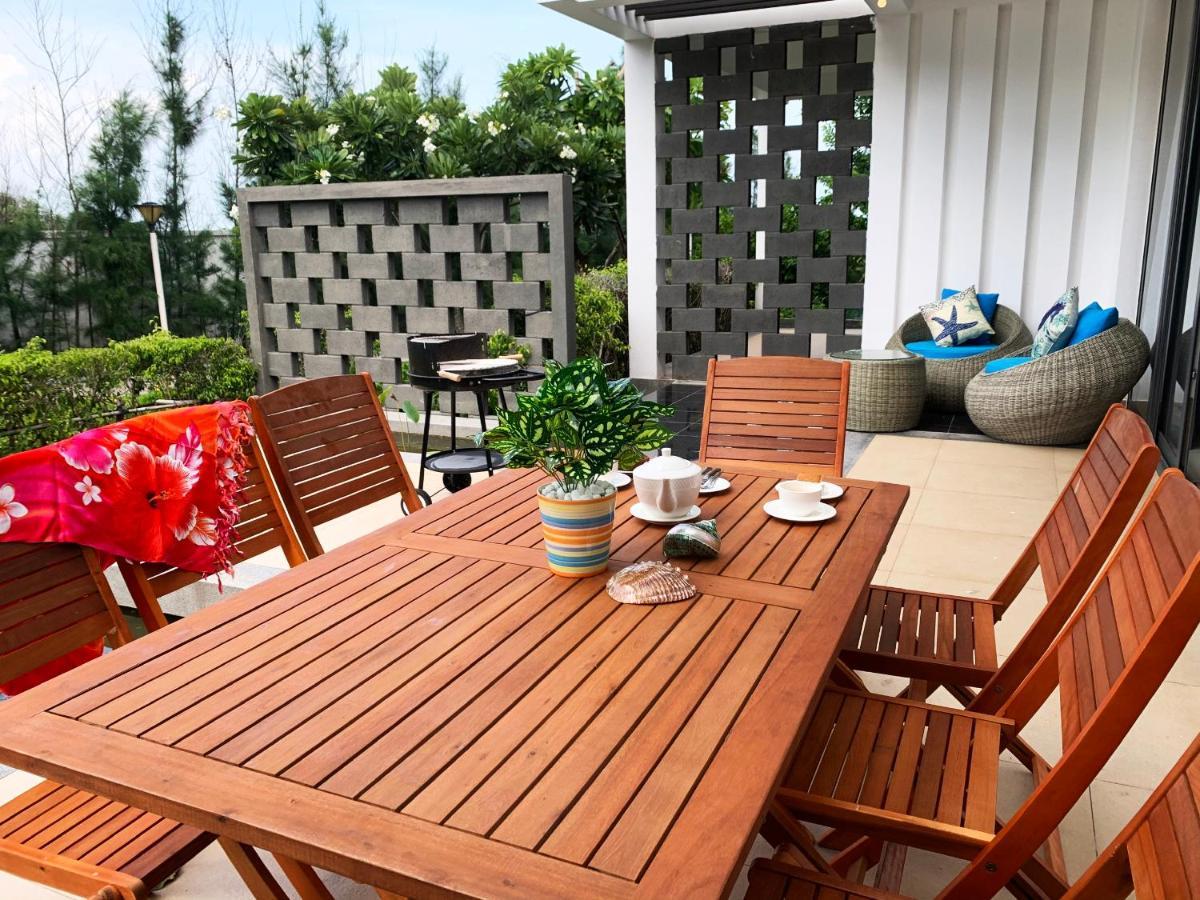 Okinawa Villas And Beach Club - Oceanami Resort Long Hai Esterno foto